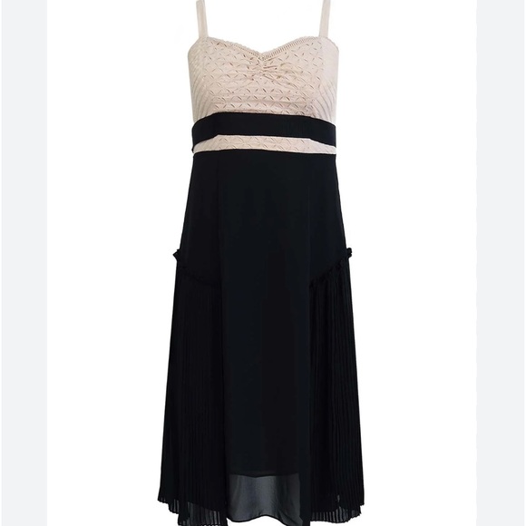 BCBG MaxAzria Summer Chiffon A-Line Dress Size : 10 - Picture 6 of 16